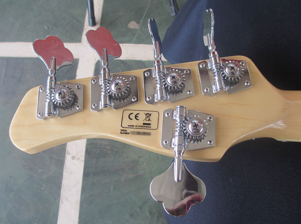 Chile Músicos - Bajo Sire Marcus Miller V7 Ash, 5 Cuerdas